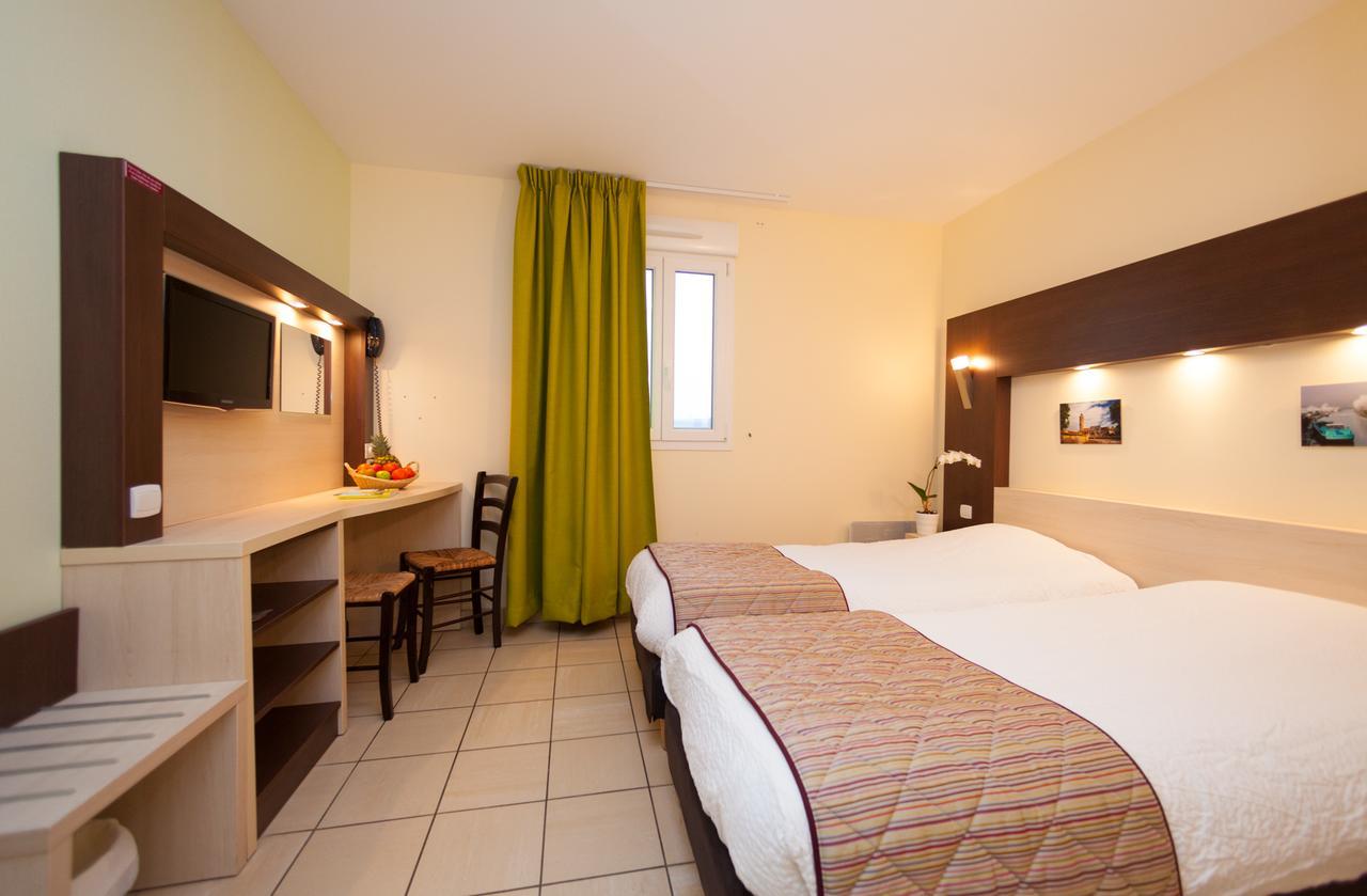 Logis Jum'Hotel Saints-Geosmes Exterior foto