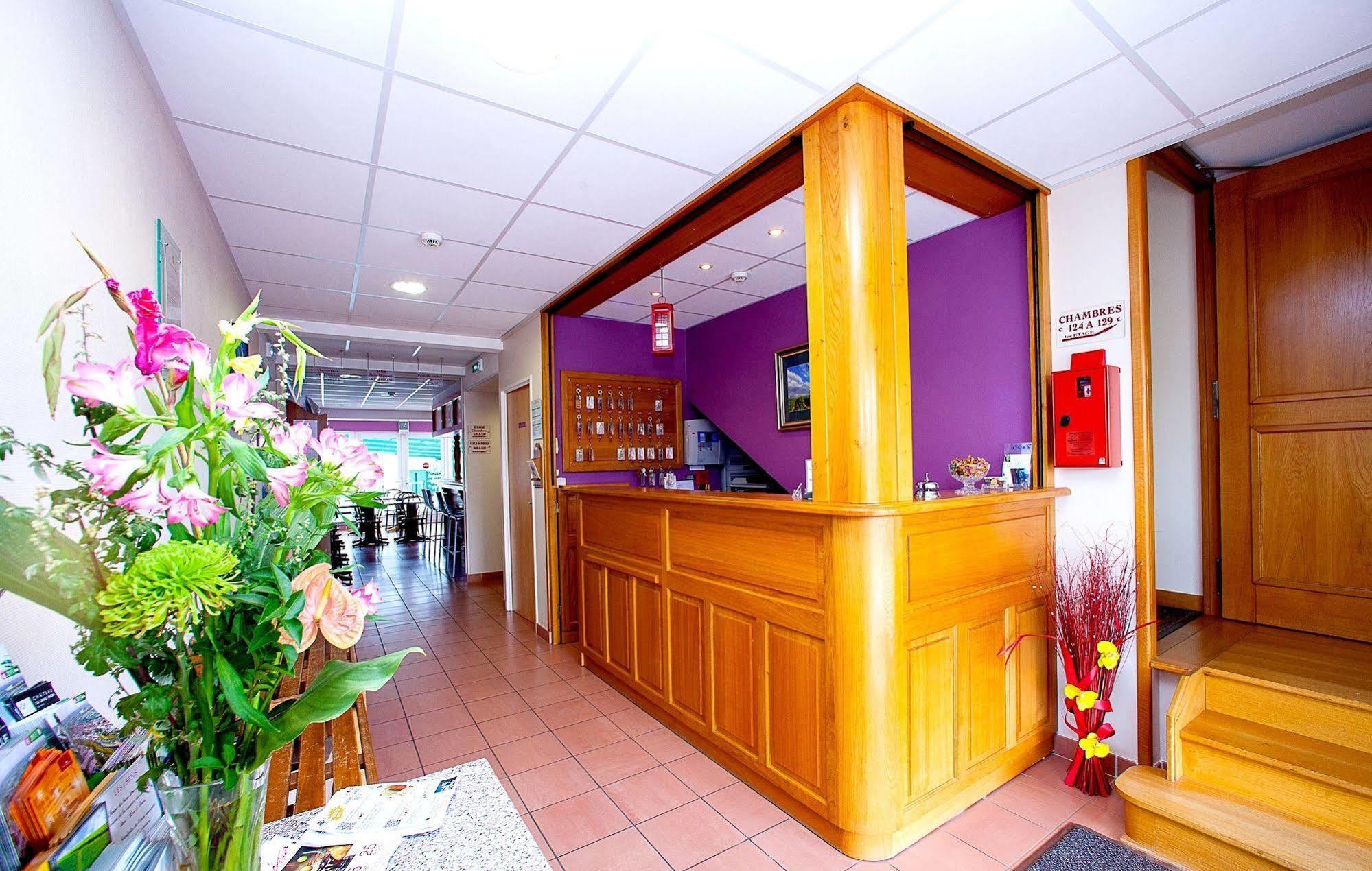 Logis Jum'Hotel Saints-Geosmes Exterior foto